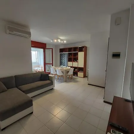 Denmark Comfort Apartament Quartu SantʼElena